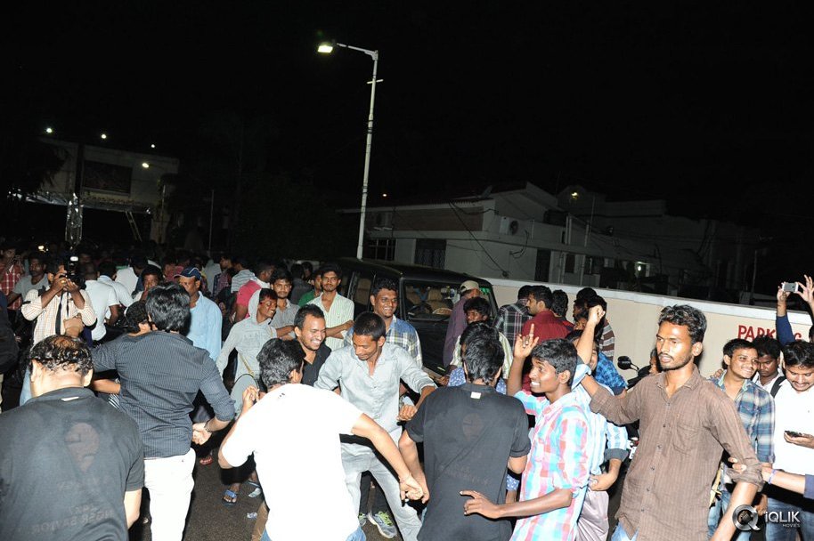 Srimanthudu-Movie-Hungama